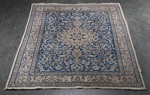 Persisk Nain tæppe, ca. 292 x 198 cm.