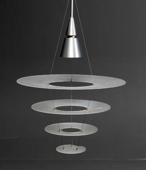 Shoichi Uchiyama for Louis Poulsen. Pendel model Enigma 425