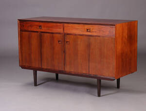 Brouer møbelfabrik. Lav skænk, palisander 