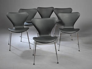 Arne Jacobsen 1902-1971. Seks stole model 3107. 6