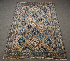 Orientalsk tæppe, 230 x 150 cm. Denne vare er sat til omsalg under nyt varenummer 4059920