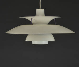 Poul Henningsen for Louis Poulsen. PH5 pendel 