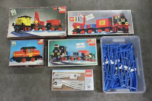 Lego, diverse tågset samt räls