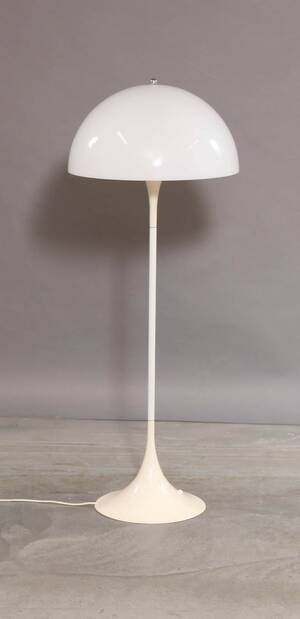 Verner Panton Pantella standerlampe Denne vare er sat til omsalg under nyt varenummer 4844604