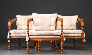 Tre lænestole i kolonistil, 1900-tallets 2. halvdel 3