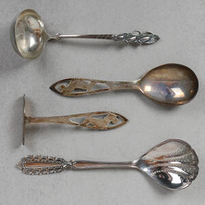 UPPLÄGGNINGSBESTICK, 4 delar, silver
