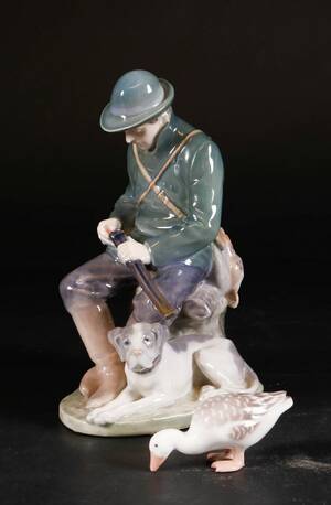 Royal Copenhagen og Bing Grøndahl. To figurer.