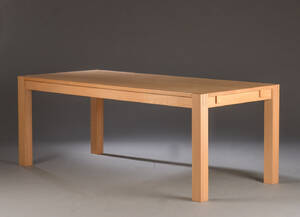 Møbelproducent. Spisebord af egetræ med tillægsplader. 3