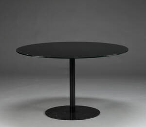 GUBI. Cirkulært bord.  Denne vare er sat til omsalg under nyt varenummer 4046147