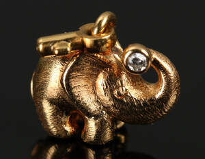 Ole Lynggaard elefant nøglevedhæng af guld 14 kt.