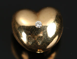 Ole Lynggaard. Hjertelås af 14 kt guld.