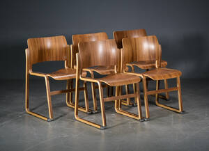 David Rowland, fem stabelbare stole model 404 5