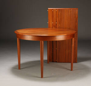 Dansk møbelproducent. Spisebord, teaktræ