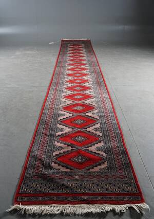 Gallerimatta orientalisk handknuten ca 472 x 80 cm