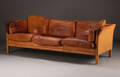 Mogens Hansen. Tre-pers. sofa, cognacfarvet skind