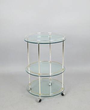 Filigraner Beistelltisch  Etagere mit Rollen in Metall und Glas