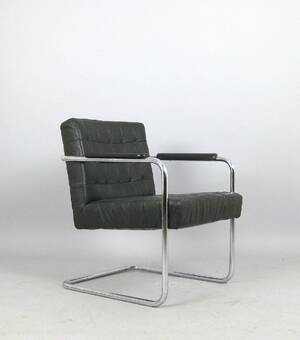 Armlehenstuhl  Stahlrohr Freischwinger in Leder