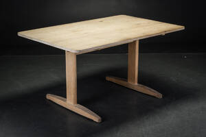 Børge Mogensen. Shakerbord, massiv eg Denne vare er sat til omsalg under nyt varenummer 4836123