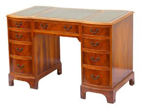 Skrivbord, England, 1900-tal