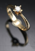 Solitairering ring af 14 kt guld ca. 0.15 ct.