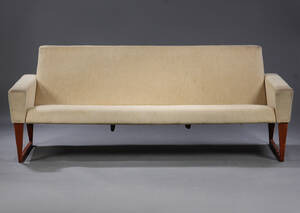 Dansk møbelproducent, sofa med lyst uld, i Kai Kristiansens stil, 1960erne