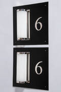 Hausnummernschild mit integrierter Leuchte Nr. 6 2