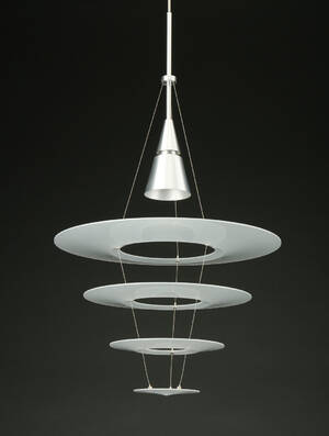 Shoichi Uchiyama for Louis Poulsen. Pendel model Enigma 425 