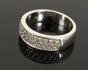 Brillantring af 14 kt. hvidguld med talrige brillanter 0,55 ct.