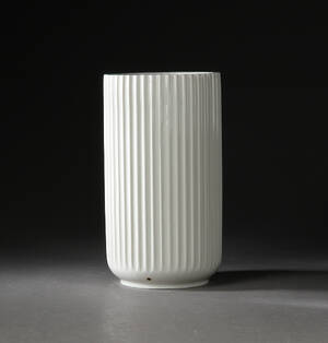 Lyngby. Vase af porcelæn