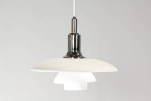 Poul Henningsen. PH 32 pendel 