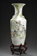 En stor kinesisk vase af porcelæn, 18001900-tallet 2 Denne vare er sat til omsalg under nyt varenummer 4847449