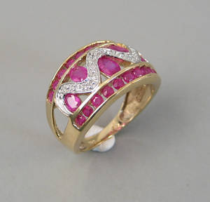 Rubin- og diamantring