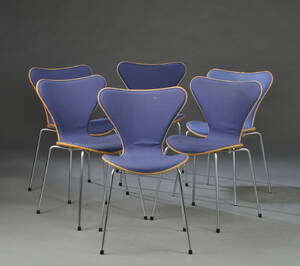 Arne Jacobsen. Seks syverstole model 3107 6 
