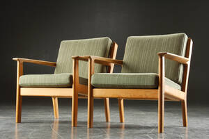 Hans J. Wegner. Par lænestole af eg, model 265 2
