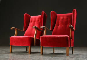 Et par øreklapstole med stel af eg 2