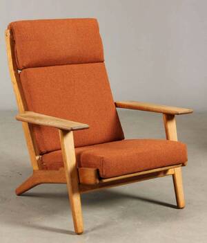 Hans J. Wegner. Højrygget lænestol af egetræ, model GE - 290A Denne vare er sat til omsalg under nyt varenummer 4421169