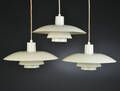 Poul Henningsen. Tre PH4-pendler, hvide 3 