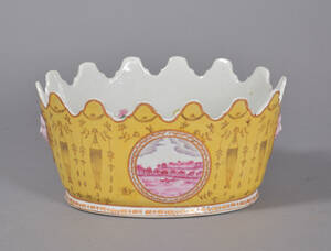 Kinesisk champagneglaskøler af porcelæn, 20. årh.