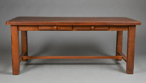 Langbord med to tillægsplader. 3