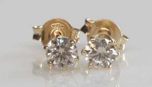 Par brillantørestikker, ca. 0.50 ct. 2