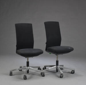 Håg. To kontorstole model 1020 2 Denne vare er sat til omsalg under nyt varenummer 4428417