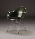 Charles Eames. Armstol, model DAR
