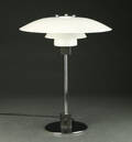 Poul Henningsen. PH 43 bordlampe