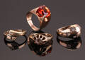 Fire ringe af guld, i alt 13,6 gr.