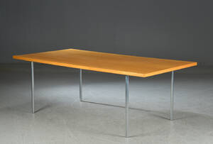 Spisebord af egetræ