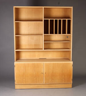 Aage Hundevad. Reolsystem, egetræ 3