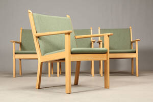 Hans J. Wegner, fire lænestole, model 284 4