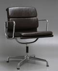 Charles Eames. Armstol, model EA 208 Full Leather  Denne vare er sat til omsalg under nyt varenummer 4867308