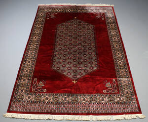 Orientalsk tæppe, uld på bomuld  275 x 180 cm.