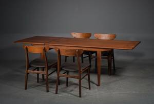 Spisebord med 4 stole samt tillægsplade 6 af teak